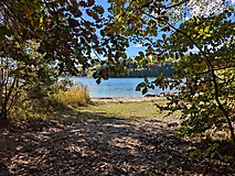 Eine Tour für heiße Tage - Wanderung um den Peetschsee