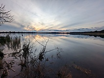 von der Glienicker Brücke nach Nikolskoe und zur Anlegestelle der Pfaueninsel-Fähre