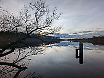 von der Glienicker Brücke nach Nikolskoe und zur Anlegestelle der Pfaueninsel-Fähre