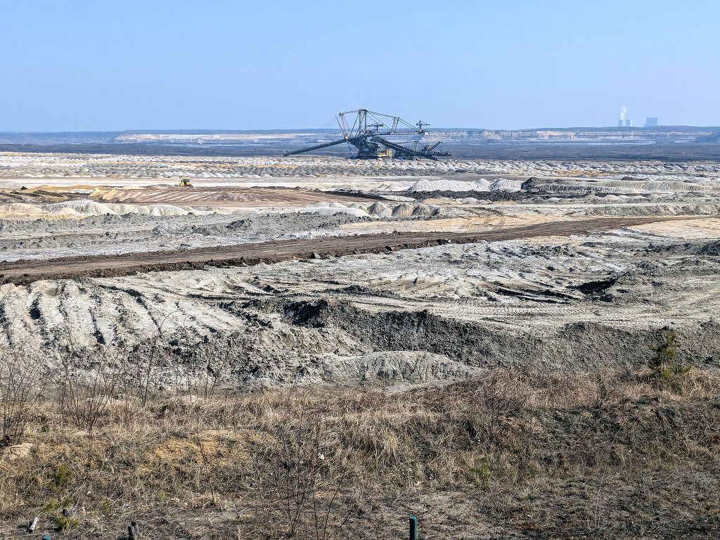 vPXL 20250321 115208040